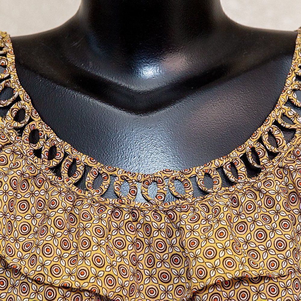 Max Studio Sleeveless Top  - Picture 2 of 7